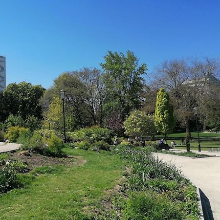 Le Nid Douillet En Plein Centre Appartement Levallois-Perret Buitenkant foto