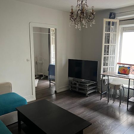 Le Nid Douillet En Plein Centre Appartement Levallois-Perret Buitenkant foto