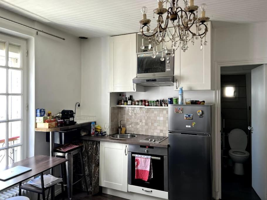 Le Nid Douillet En Plein Centre Appartement Levallois-Perret Buitenkant foto