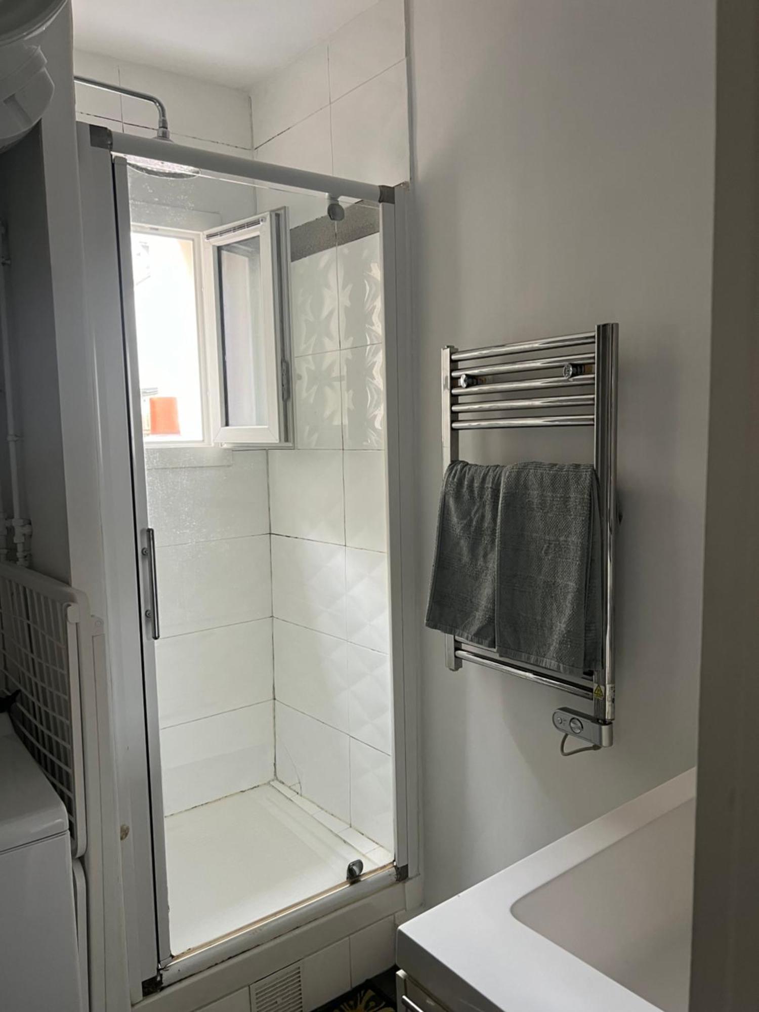 Le Nid Douillet En Plein Centre Appartement Levallois-Perret Buitenkant foto