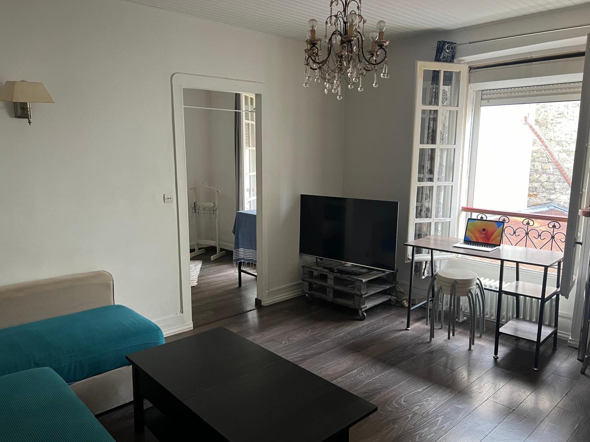 Le Nid Douillet En Plein Centre Appartement Levallois-Perret Buitenkant foto